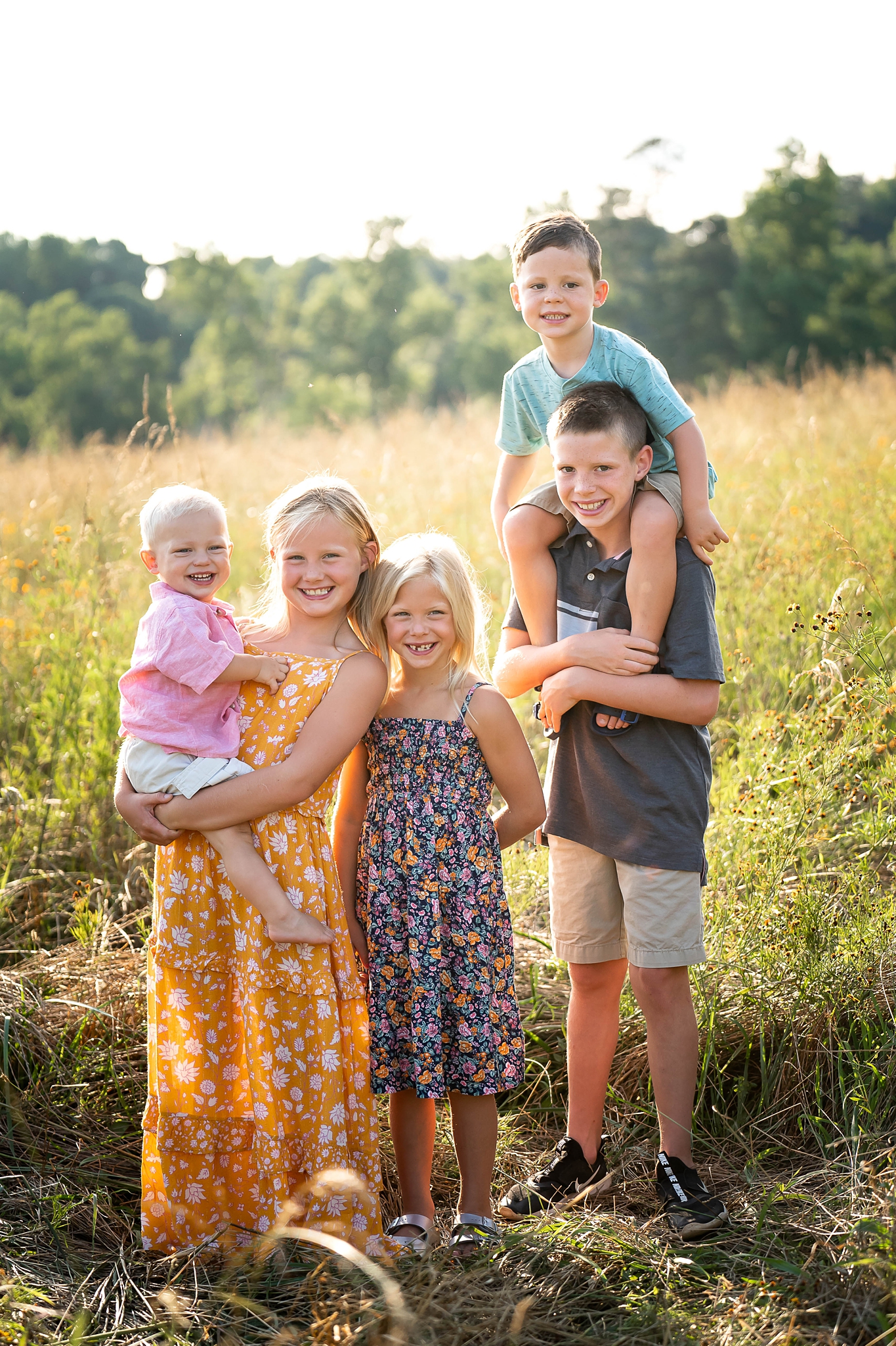Family Photography Poses and Ideas